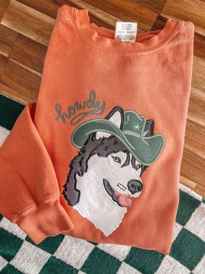 Howdy Husky Embroidered Applique T's N' Pullovers 🐕Custom🐕