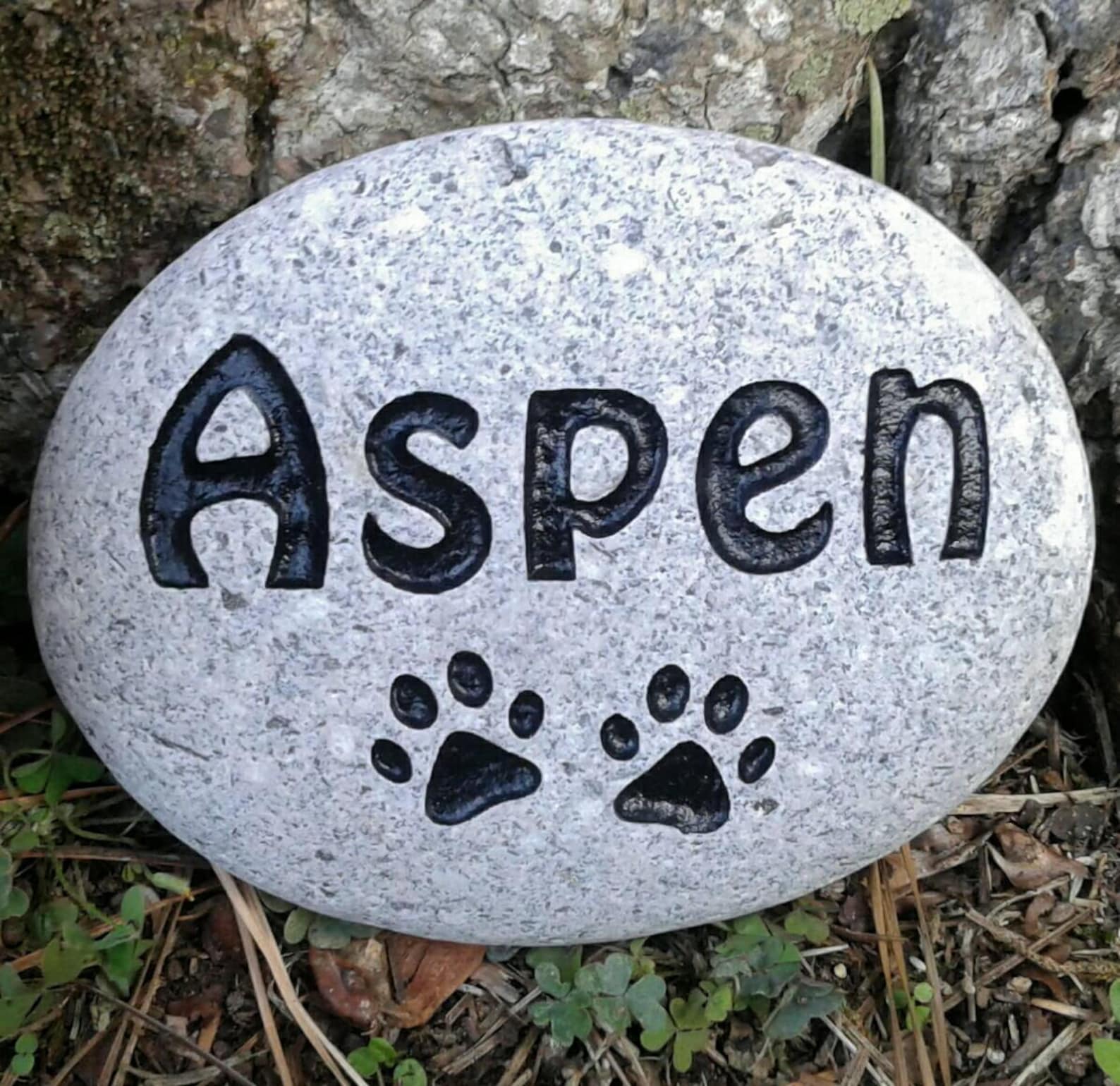 Personalized Pet memorial Stone Dog or Cat