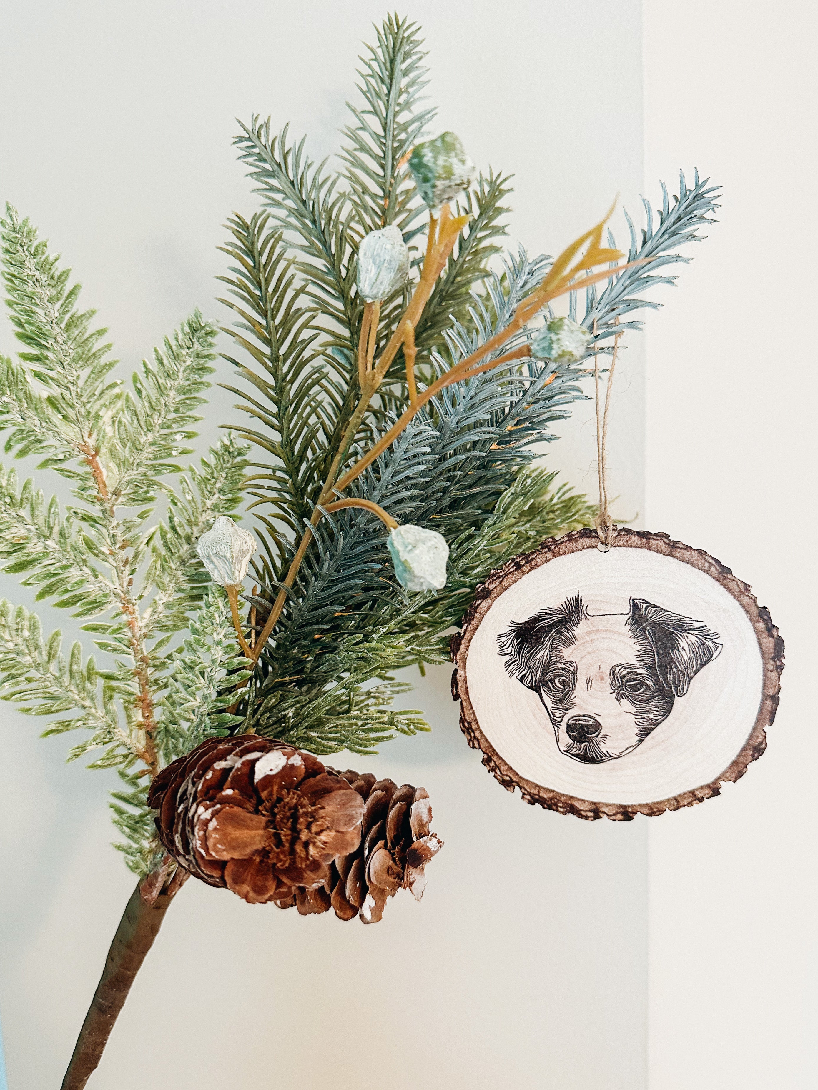 FAUX WOOD PET ORNAMENT