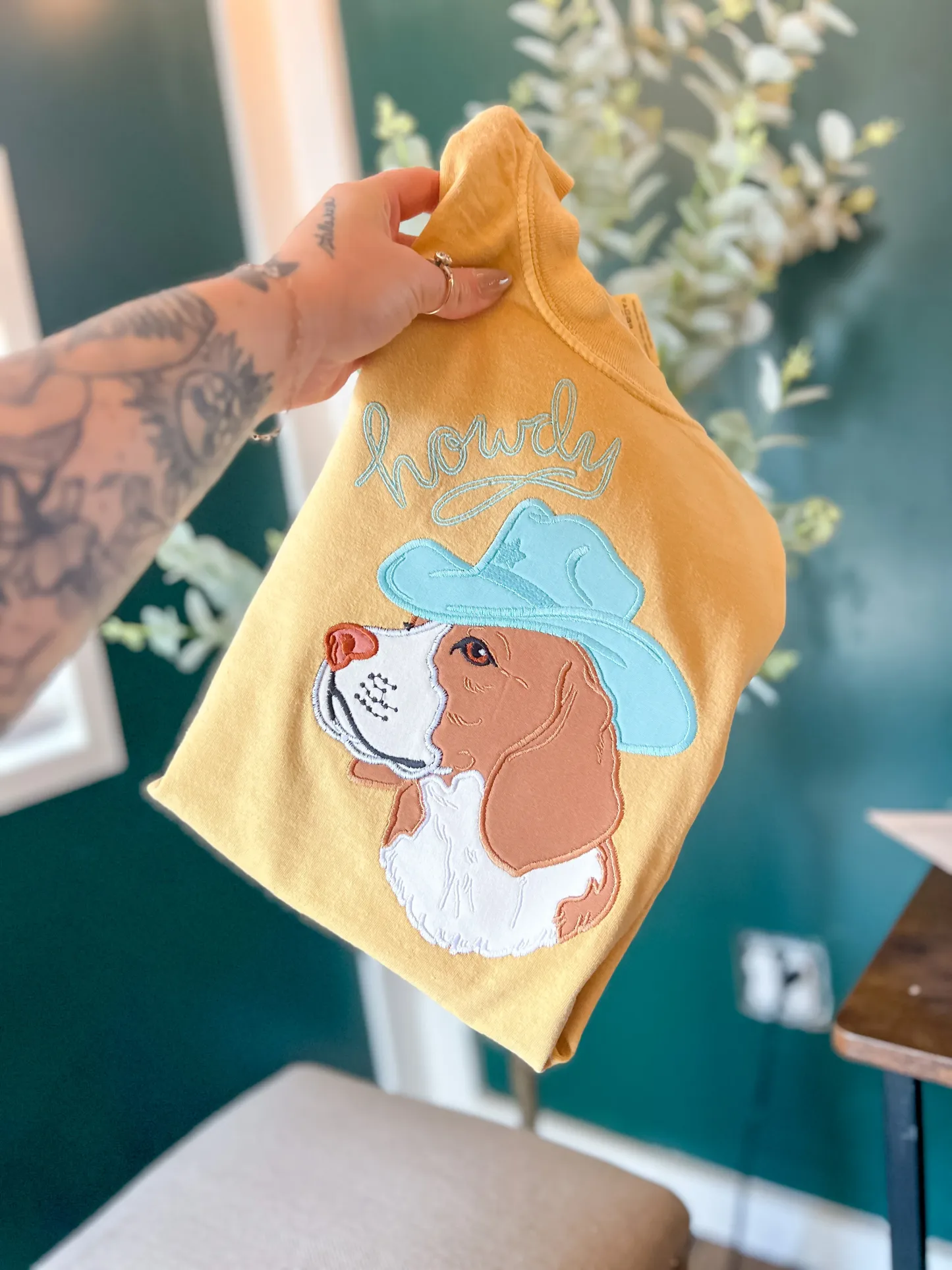 Howdy Beagle Embroidered Applique T's N' Pullovers 🐕Custom🐕