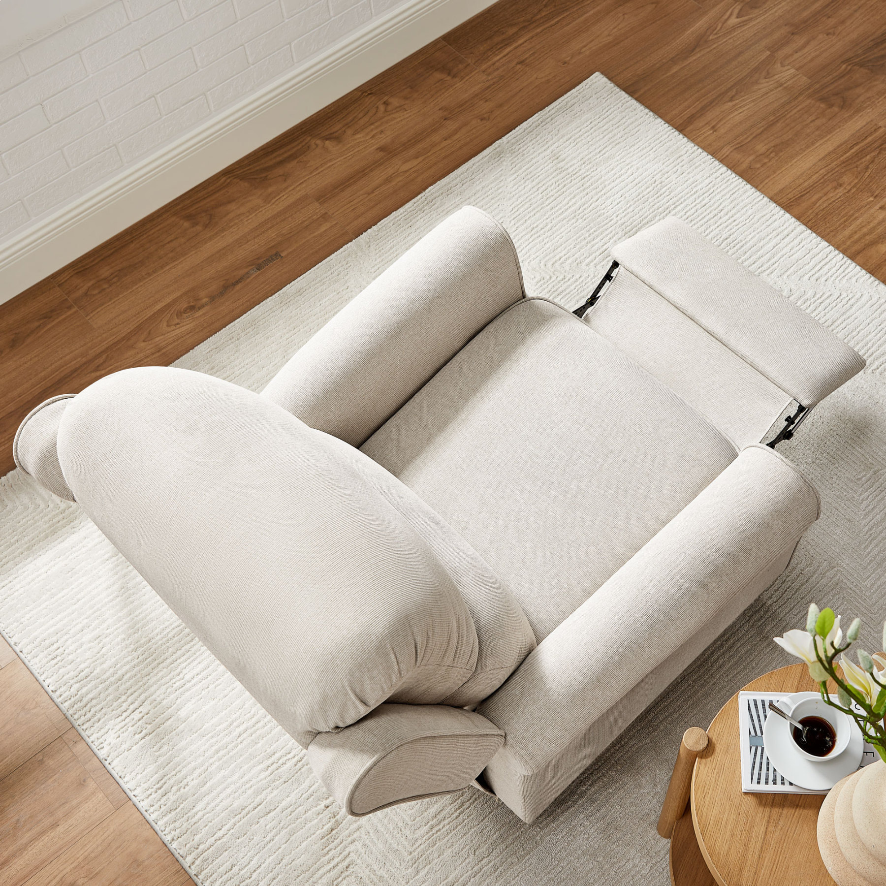 Oversized Push-Back Recliner with Lumbar Support for Living Room, Bedroom & Reading Nook