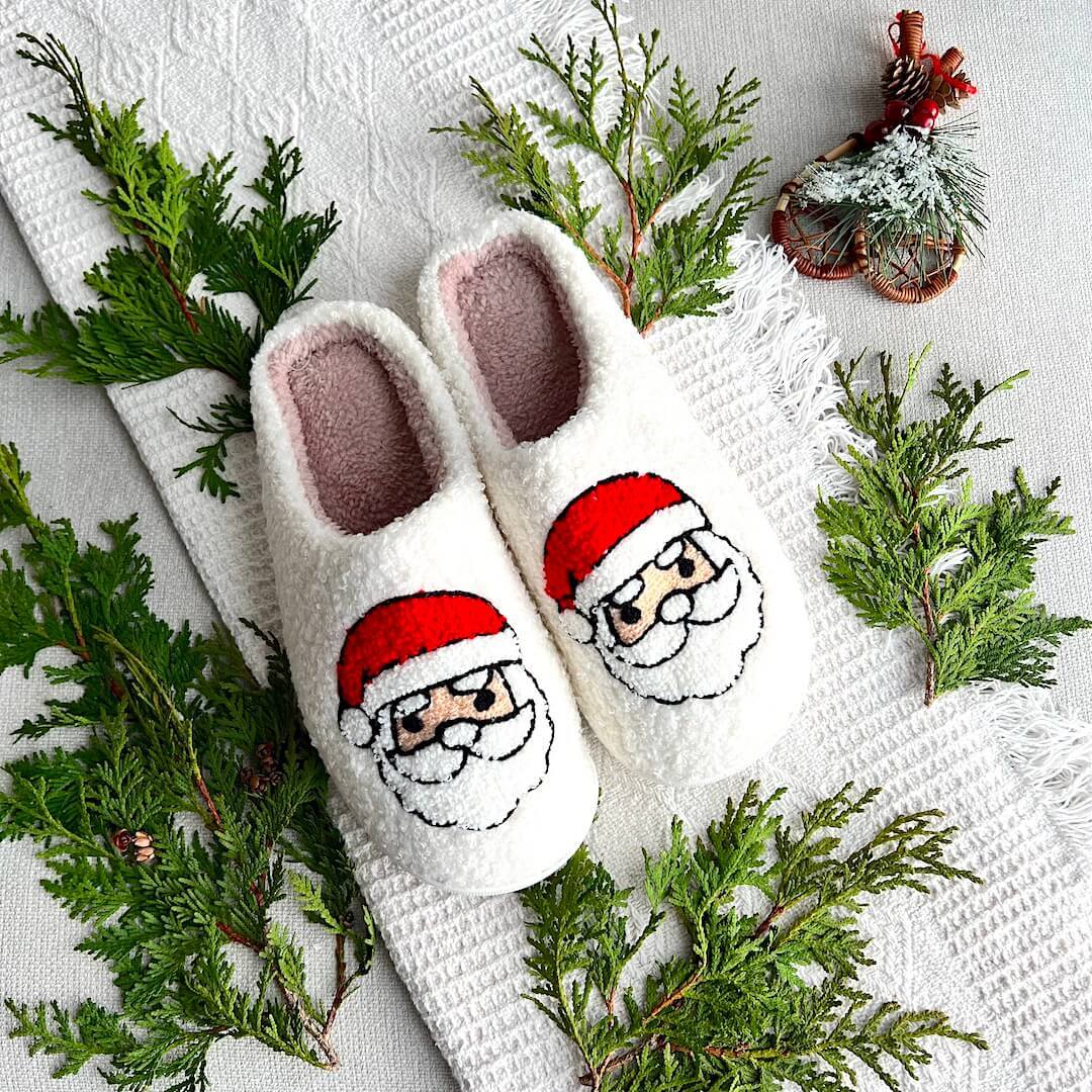 Pantuflas navideñas alegres