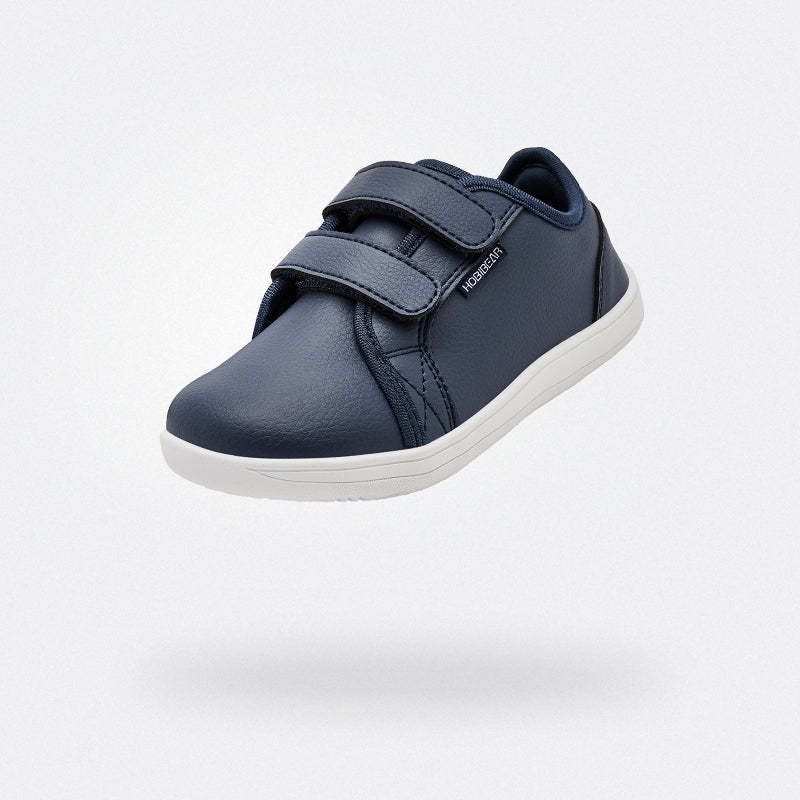 Niños Barefoot De Ocio