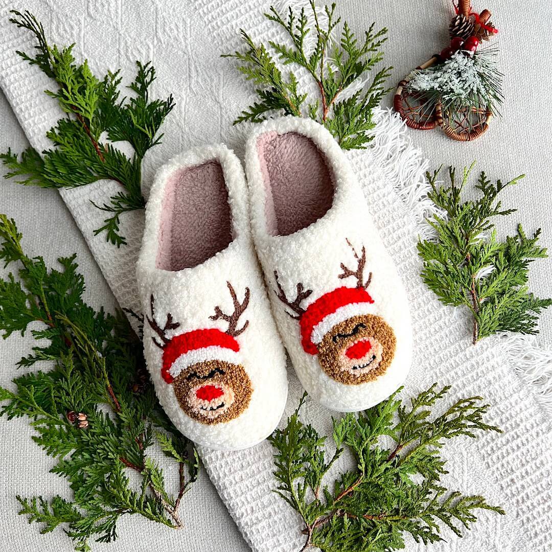 Pantuflas navideñas alegres
