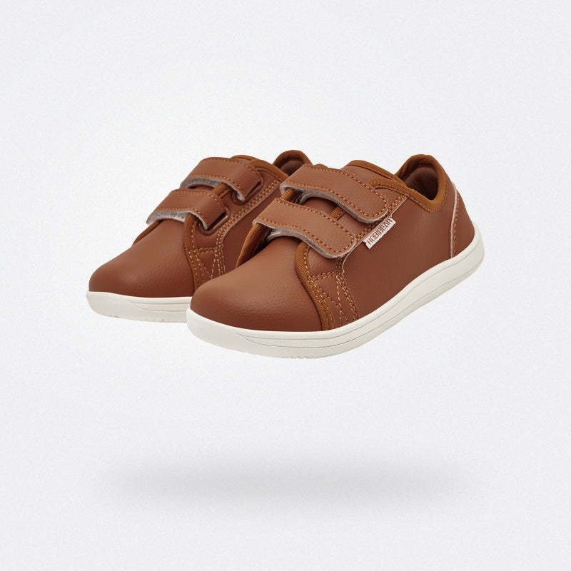 Niños Barefoot De Ocio