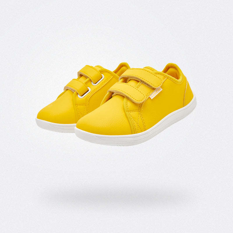 Niños Barefoot De Ocio