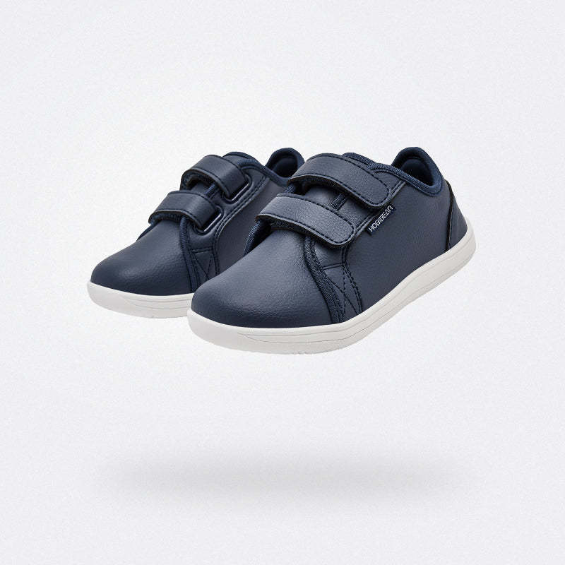 Niños Barefoot De Ocio