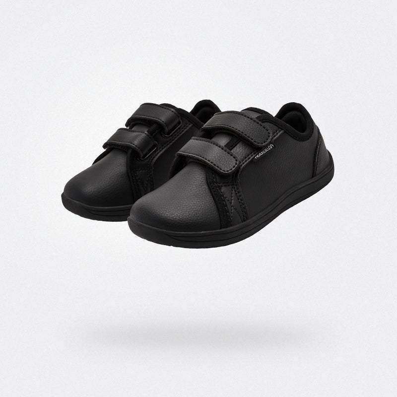 Niños Barefoot De Ocio