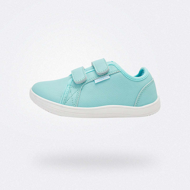 Niños Barefoot De Ocio