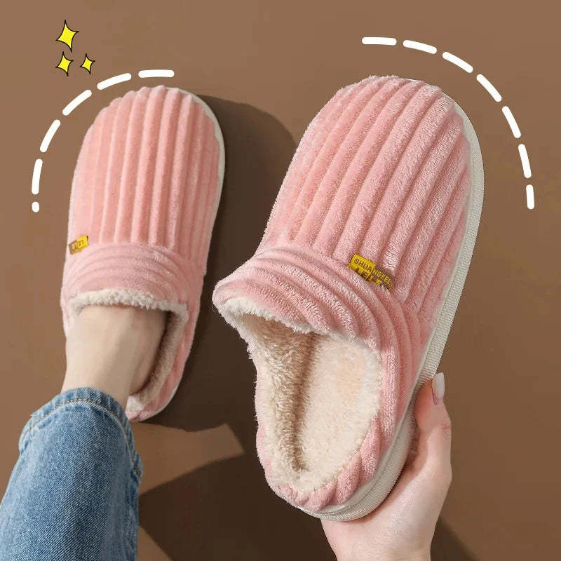 Pantuflas de piel mullida y acogedoras