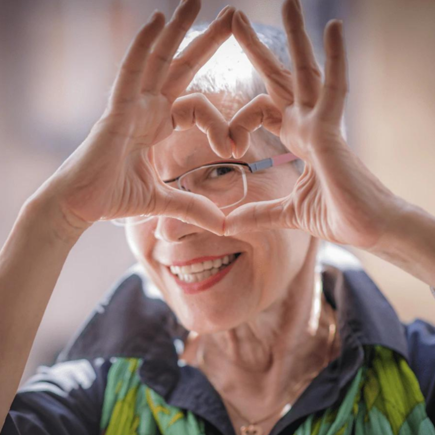 Audífono recargable | Invisible y cómodo | Disfrute de una calidad de sonido superior