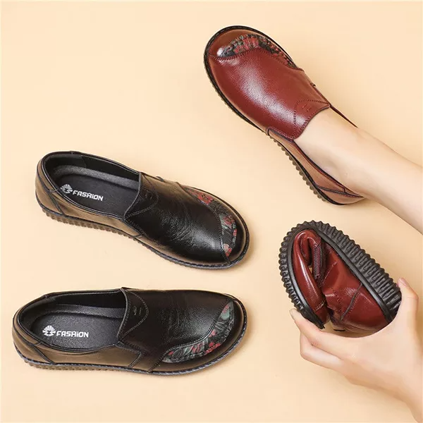 Zapatos planos de piel de corte ancho