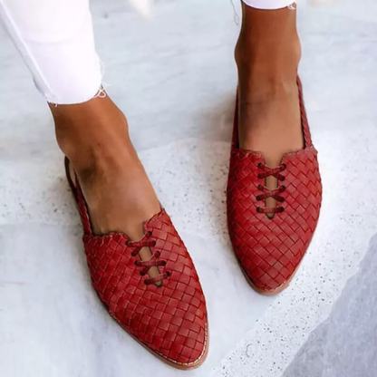 Sandalias de cuero trenzado a mano para mujer