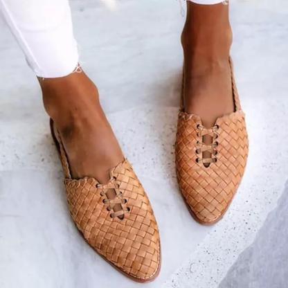 Sandalias de cuero trenzado a mano para mujer