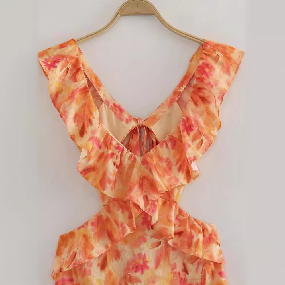 Elegante vestido estampado con volantes