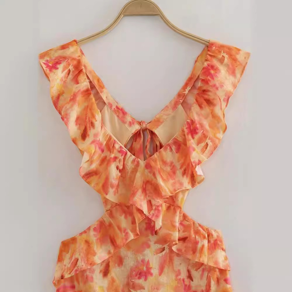Elegante vestido estampado con volantes