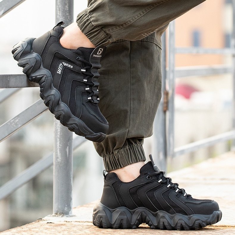 Zapatos ortopédicos indestructibles con suela sólida y reflectantes de seguridad