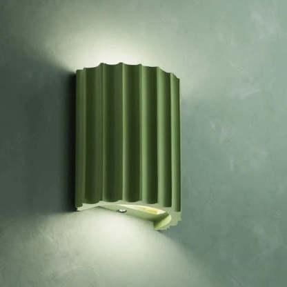 Lámpara de pared moderna de resina