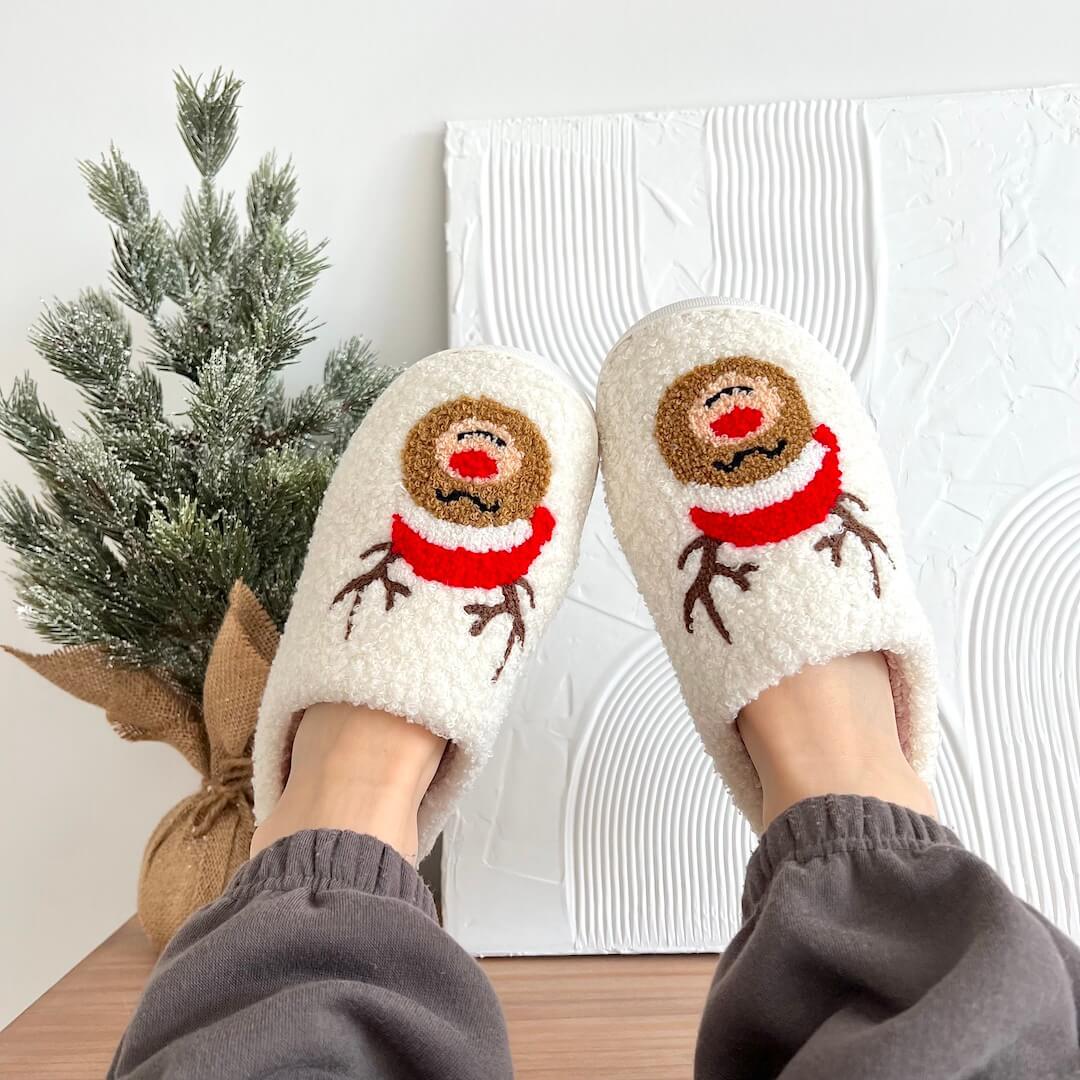 Pantuflas navideñas alegres
