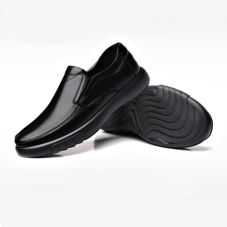 Zapatos ortopédicos elegantes negros para hombre