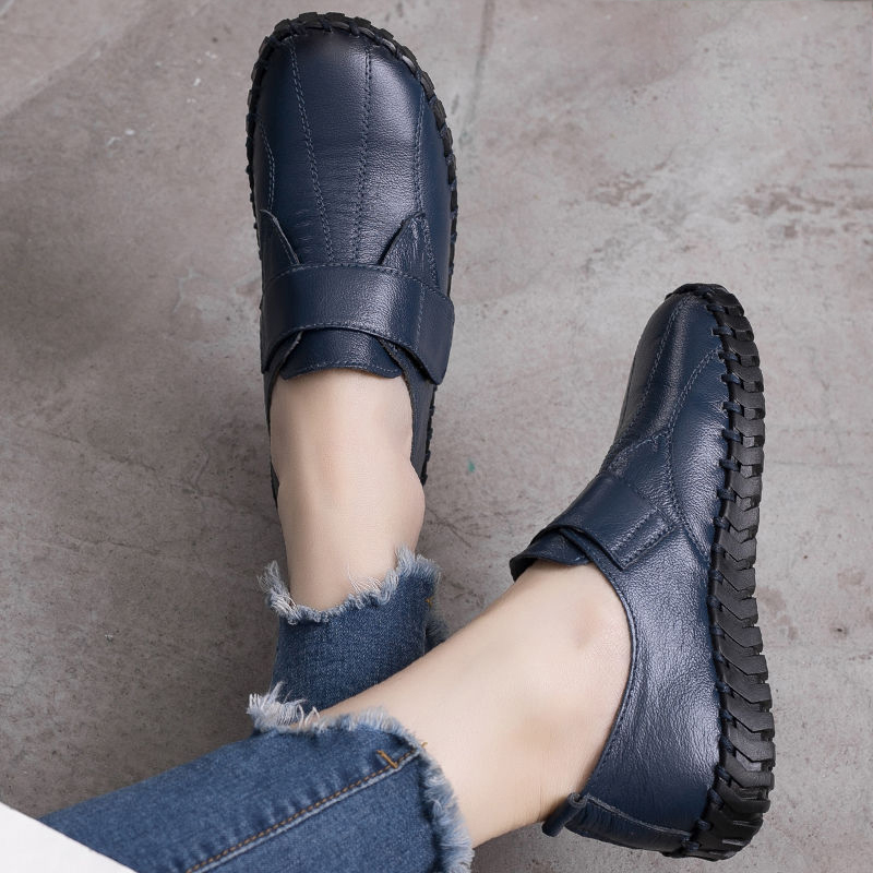 Mocasines ortopédicos de mujer con cierre