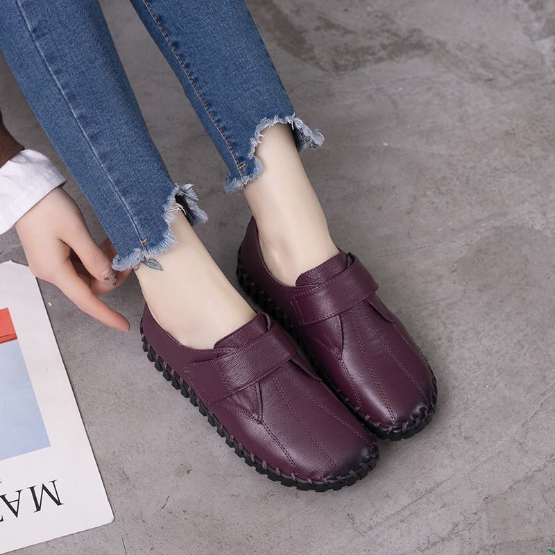 Mocasines ortopédicos de mujer con cierre