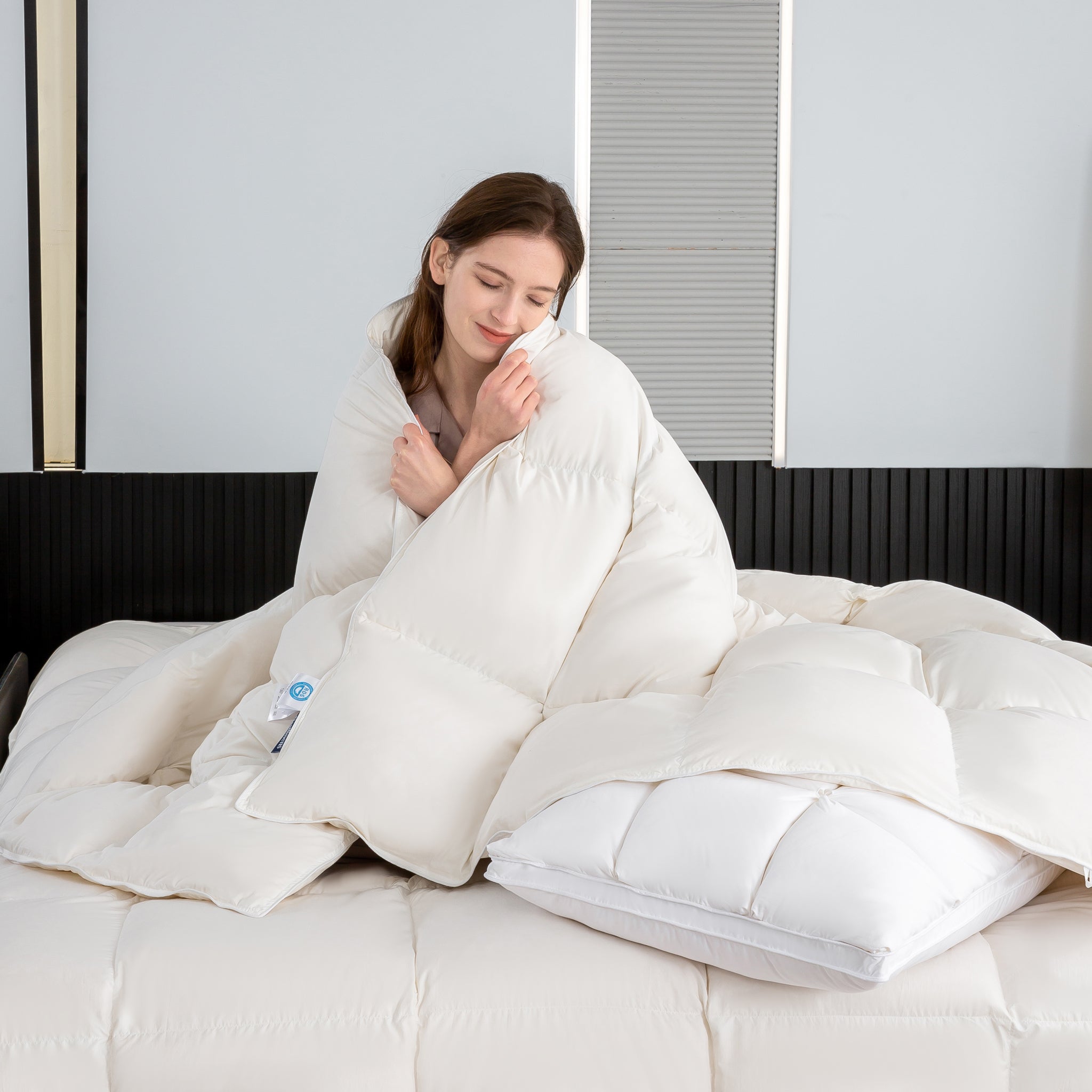 {"default":"Elysian-Dreams-Goose-down-Duvet-7"}