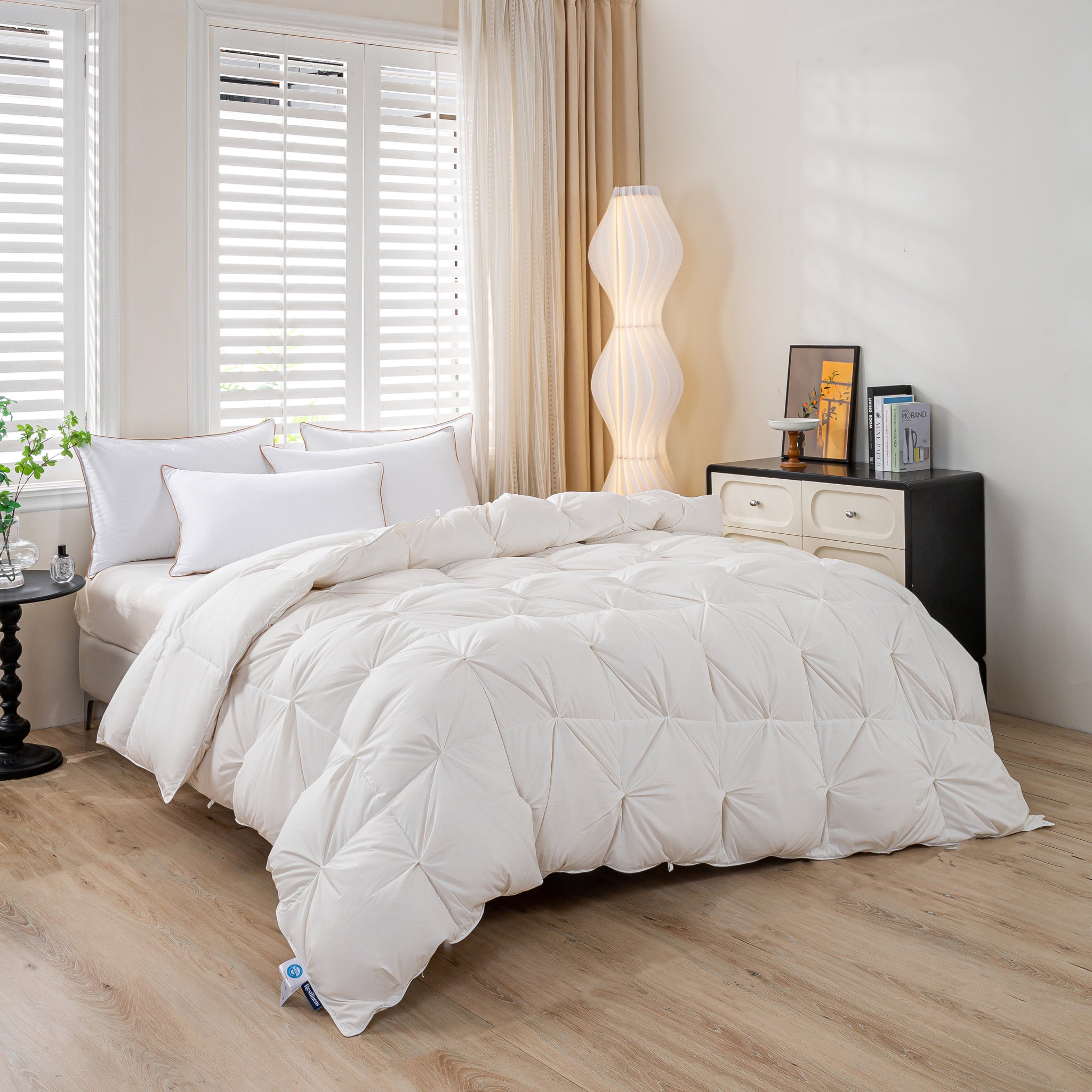 {"default":"Luxeloft-Goose-down-Duvet-4"}