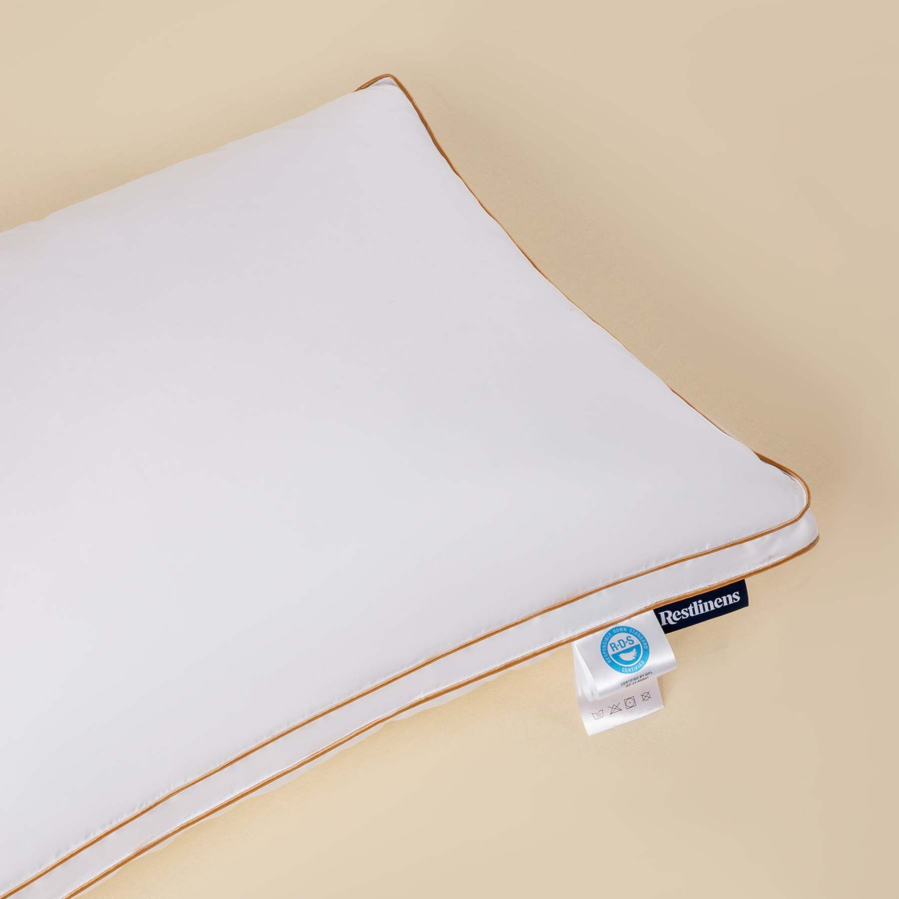 Royal-Comfort-Goose-down-Pillow-7