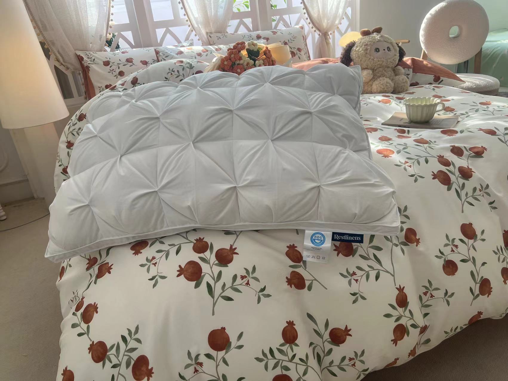 Elevate Your Sleep Quality with the Top-Rated Bed Pillows of the Year-Restlinens