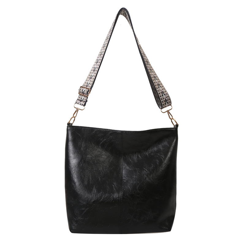 Bolsa feminina de alta qualidade em couro natural de luxo 2024 nova bolsa versátil de couro macio com alça de ombro larga