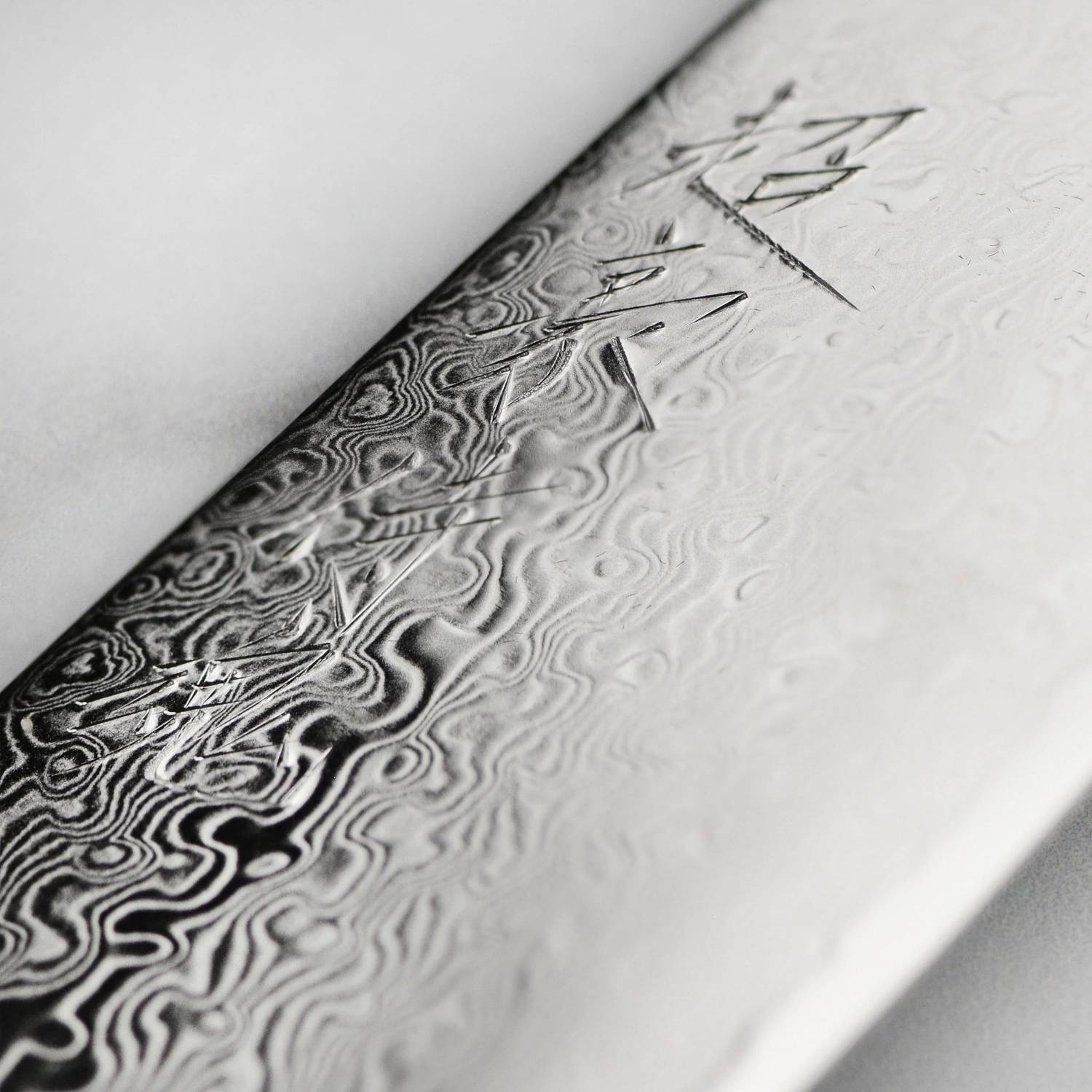 Nejnovější sada japonských třídílných nožů Yaxell Ypsilon SG2 z roku 2024