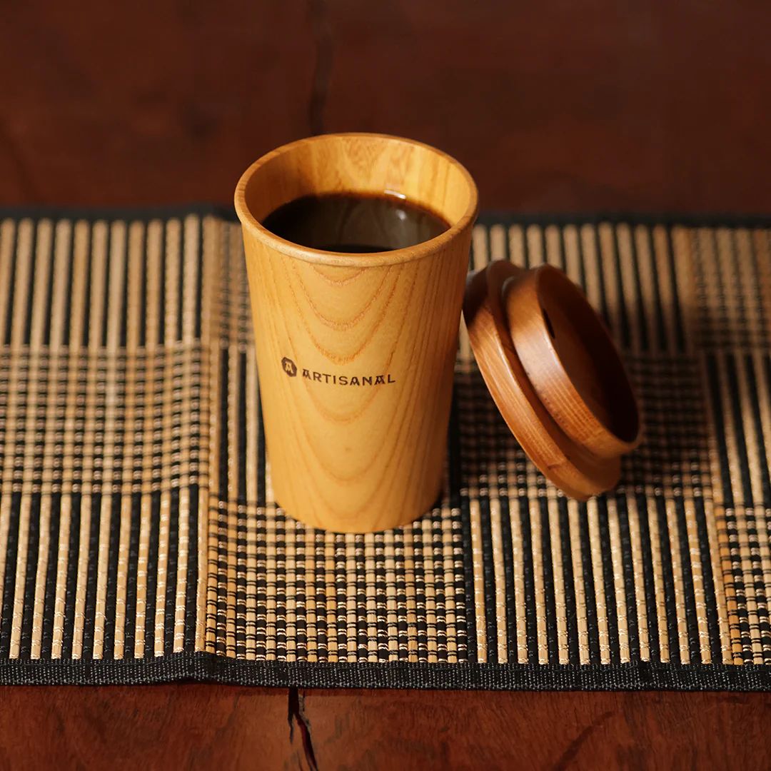 Keyaki To-Go Coffee Cup: Dokonalá kombinace tradičního řemesla a moderního designu