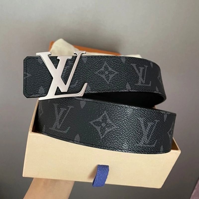 🎊🎊Louis Vuitton LV oboustranný opasek