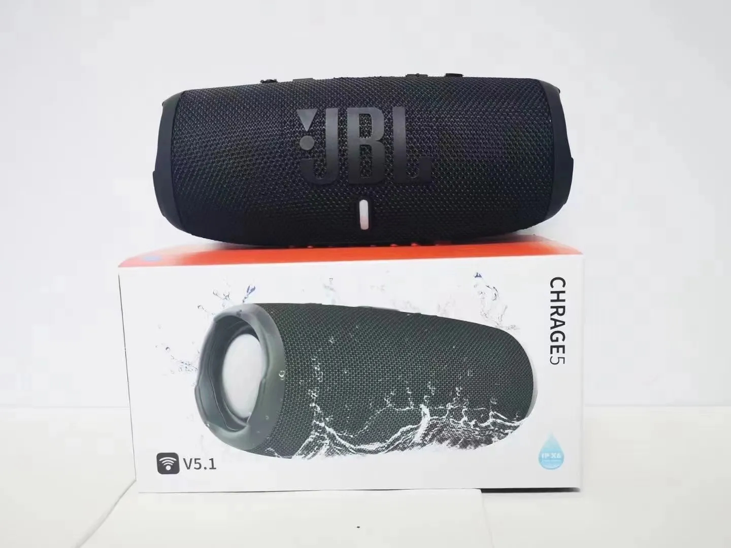 Nový vodotěsný přenosný Bluetooth® reproduktor JBL Charge 5