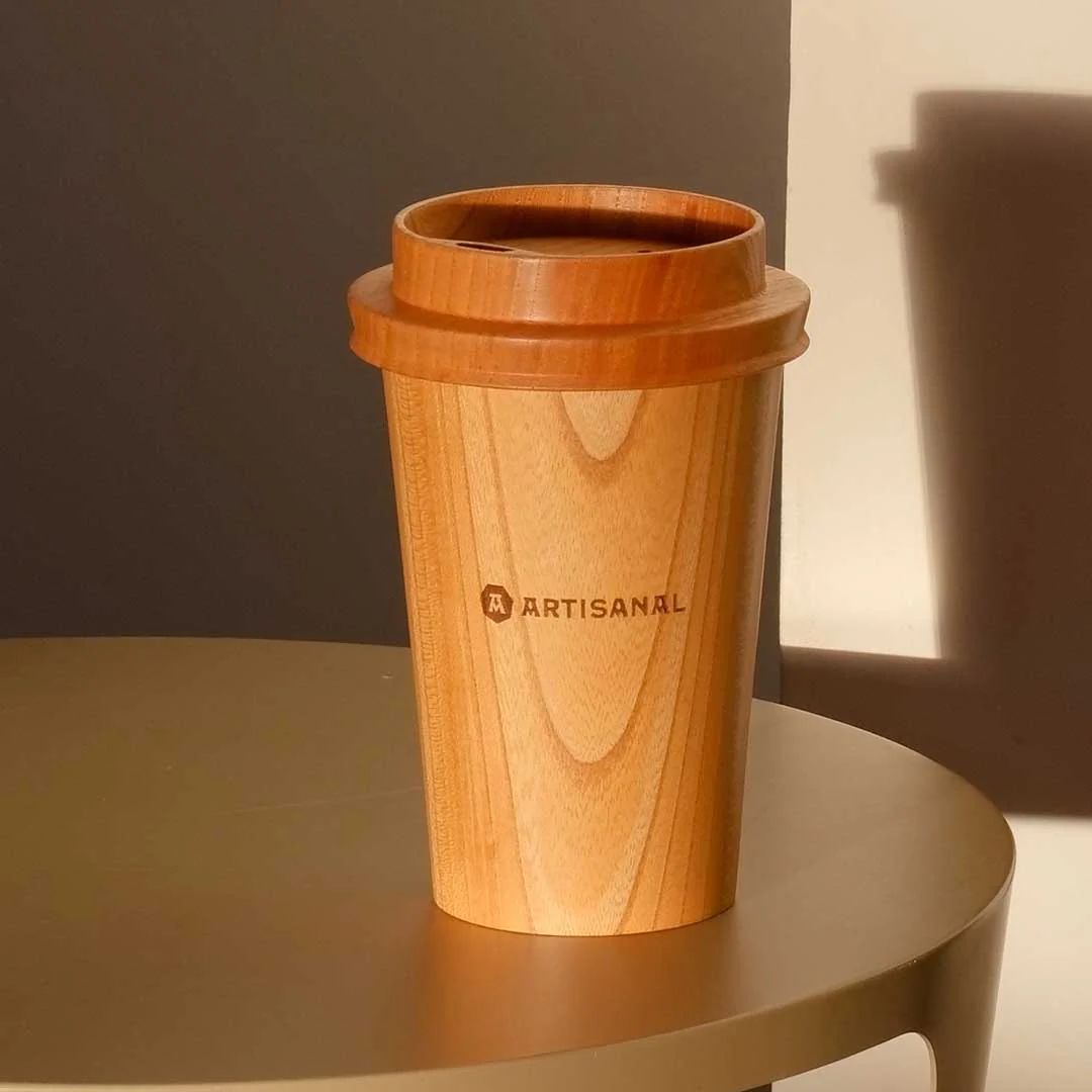 Keyaki To-Go Coffee Cup: Dokonalá kombinace tradičního řemesla a moderního designu