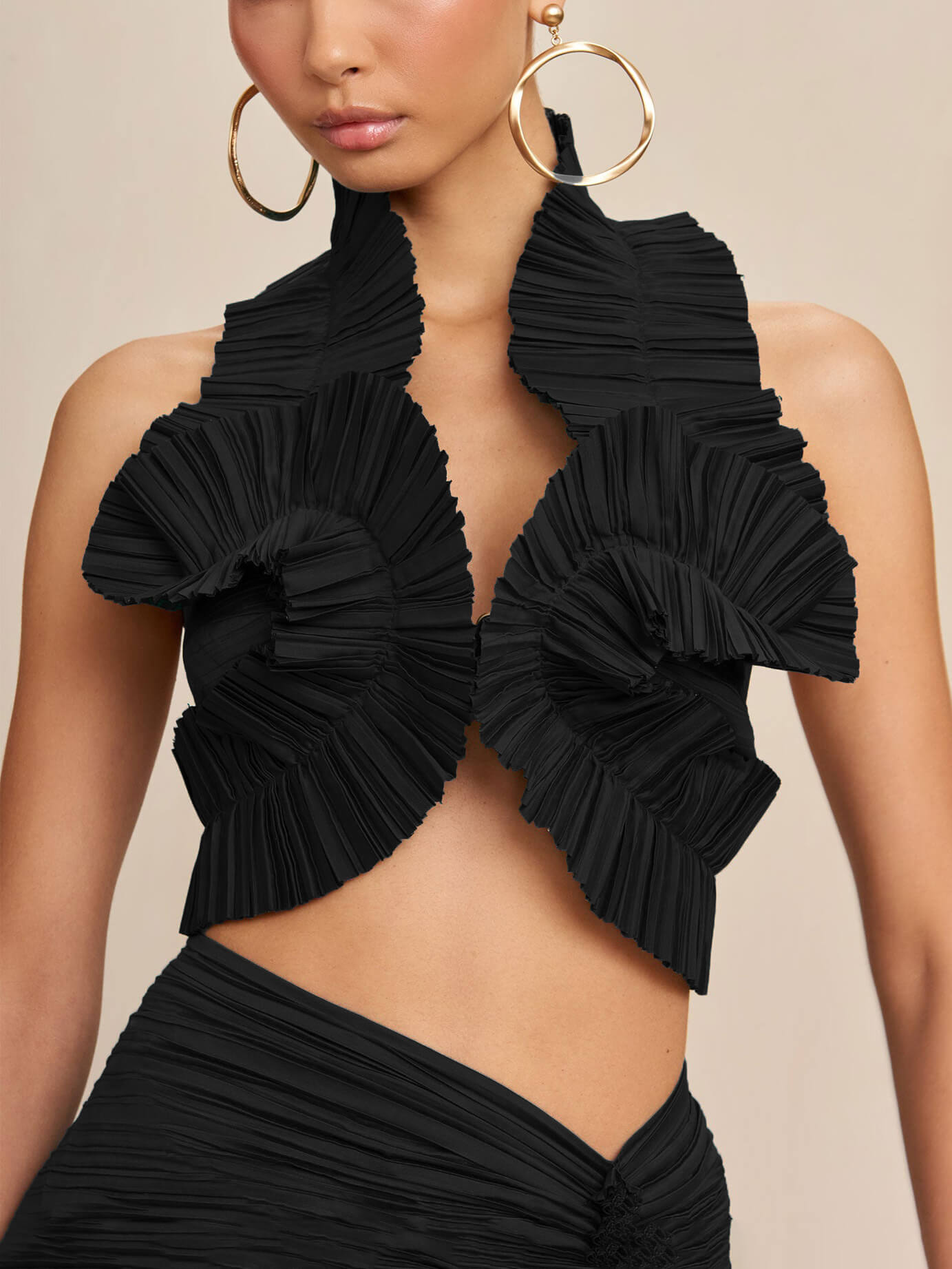 Unique Ruffled Halter Neck Pleated Top