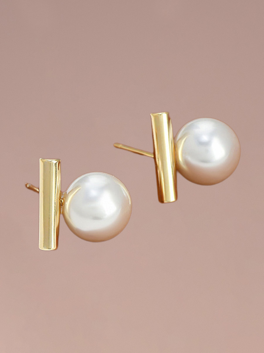 Attentionme®Fever Same Style Earrings, 18K Gold Round White Freshwater Cultured Pearl.Simple and fashionable pearl bar earrings.-Attentionme