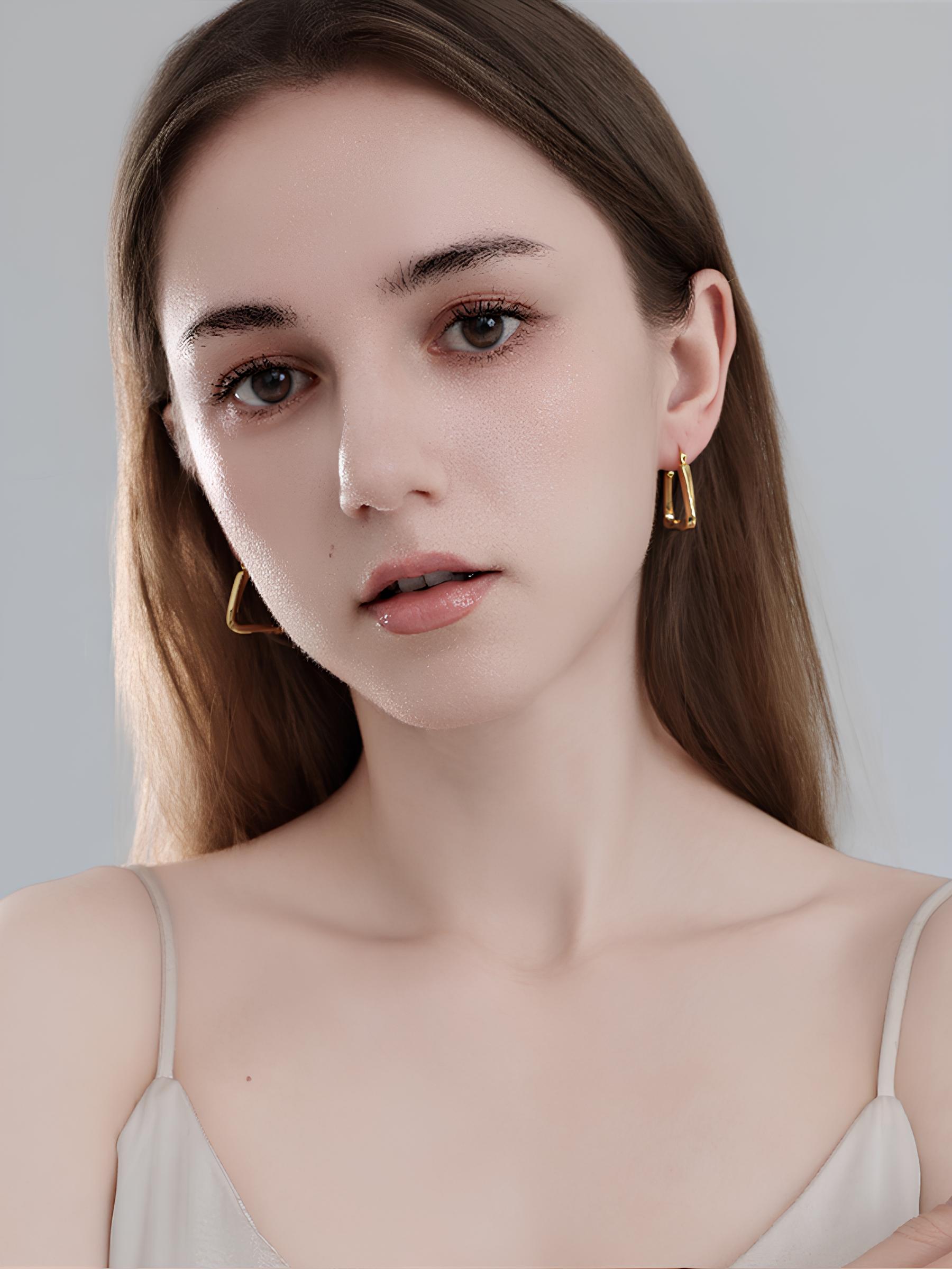 Attentionme®18K Gold Silver Triangle Twist Geometric Earrings,  Women Fashion Jewelry Gift.Triangular gold earrings, paired with an evening dress, show off your fashion sense.-Attentionme