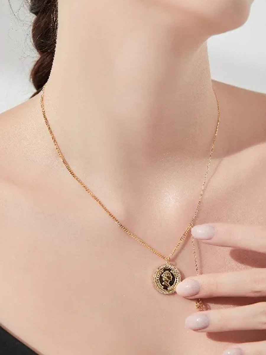 Attentionme®18K Gold Temperament Retro Queen Necklace For Party, Bithday Gift-Attentionme