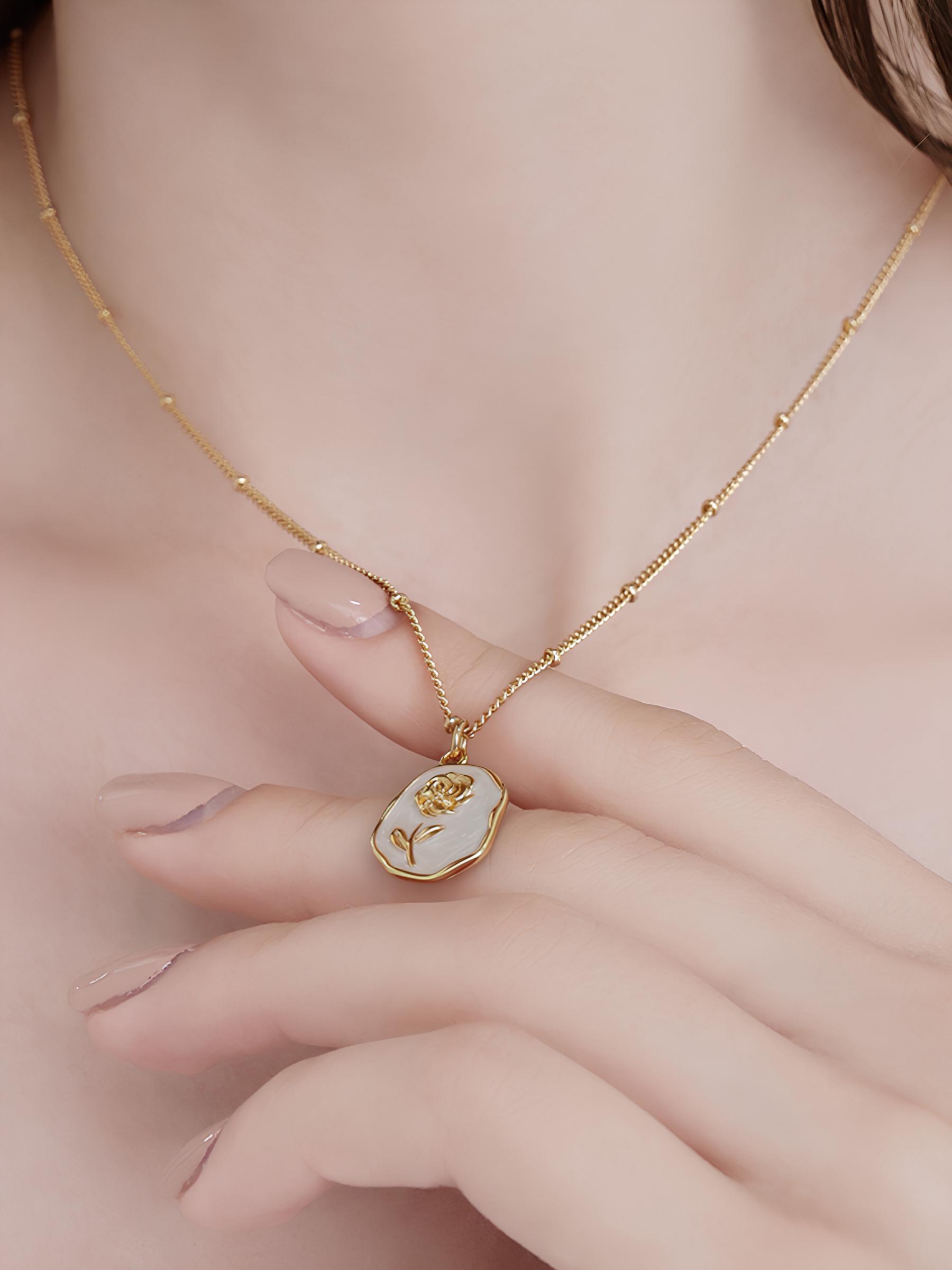 Attentionme®18k Gold Vintage Gold Rose Necklace, Anniversary , Birthday , Christmas.925 silver gold plated rose pendant necklace.-Attentionme