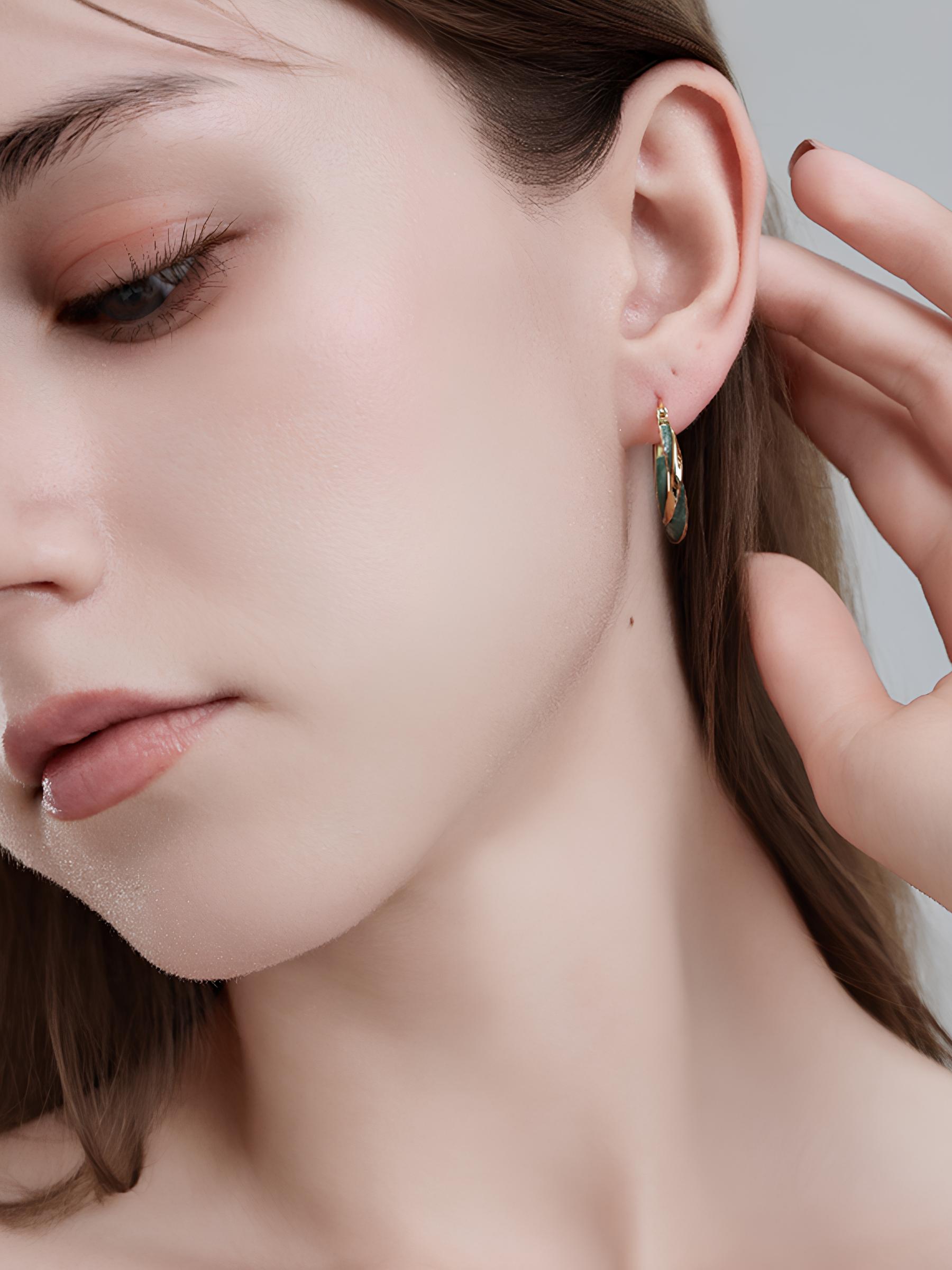 Attentionme®18K Gold Textured Link Earrings, Jewelry Gift, Christmas Gifts.Exquisite and elegant hoop earrings, easy to match for dinner and dance.-Attentionme