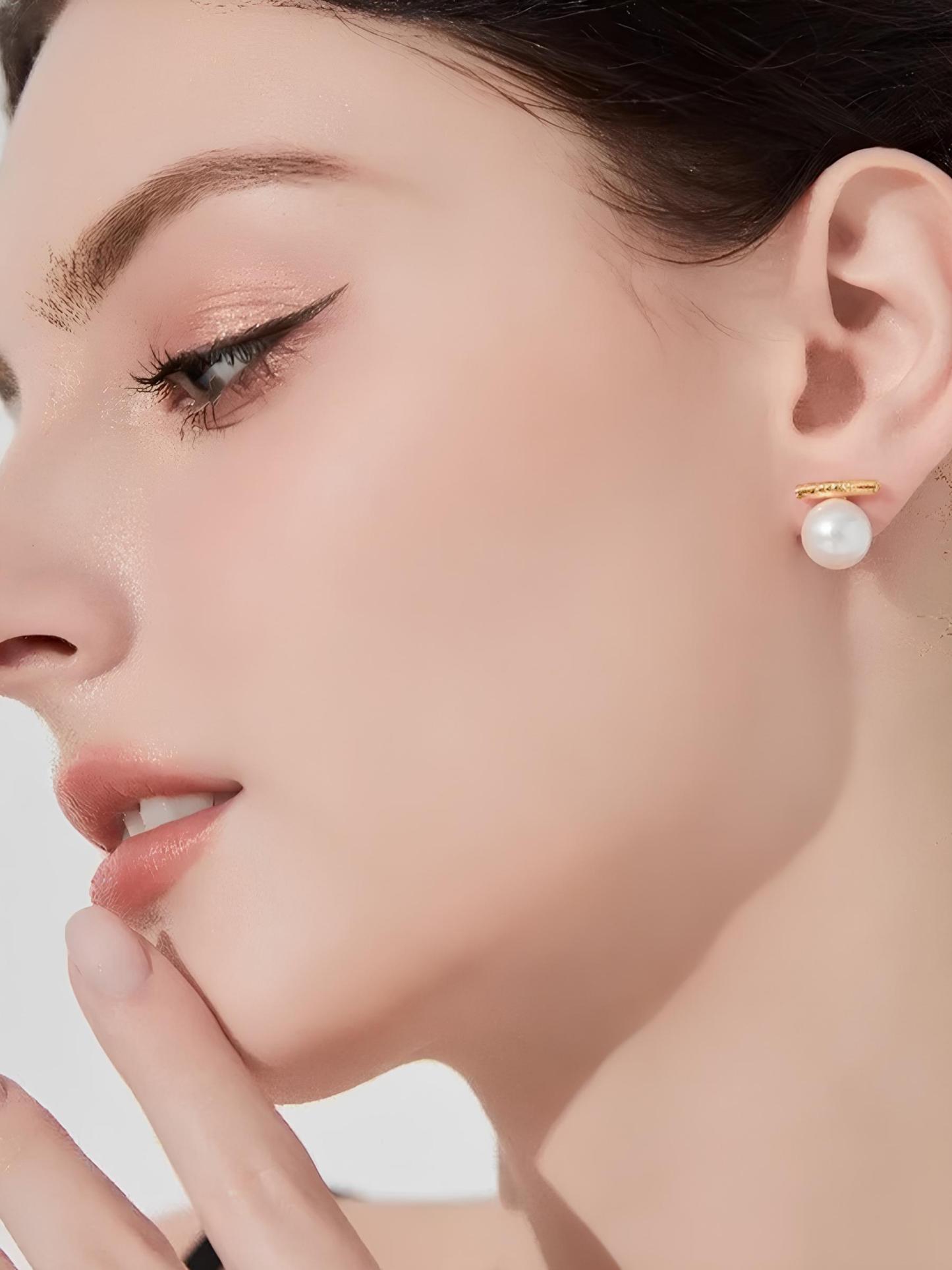 Attentionme®Fever Same Style Earrings, 18K Gold Round White Freshwater Cultured Pearl.Simple and fashionable pearl bar earrings.-Attentionme