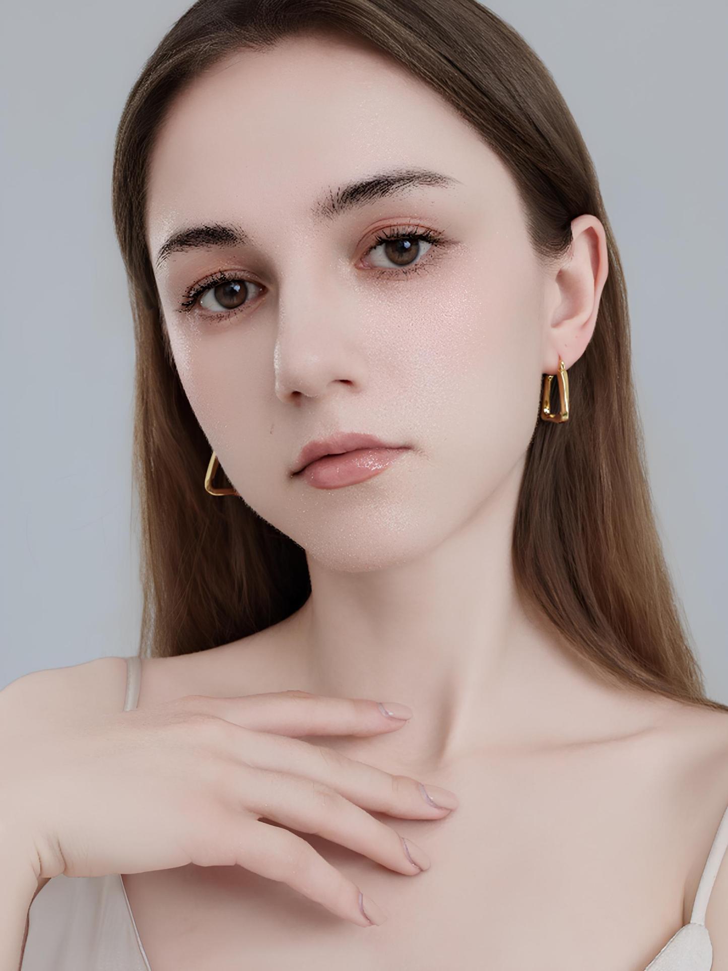 Attentionme®18K Gold Silver Triangle Twist Geometric Earrings,  Women Fashion Jewelry Gift.Triangular gold earrings, paired with an evening dress, show off your fashion sense.-Attentionme