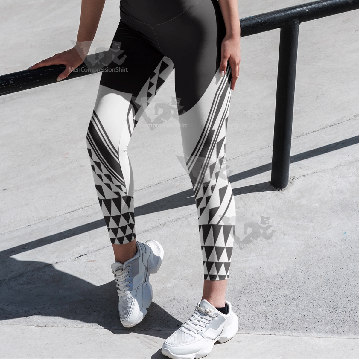 Aquaman Dark Black Women Compression Legging-MensCompressionShirt