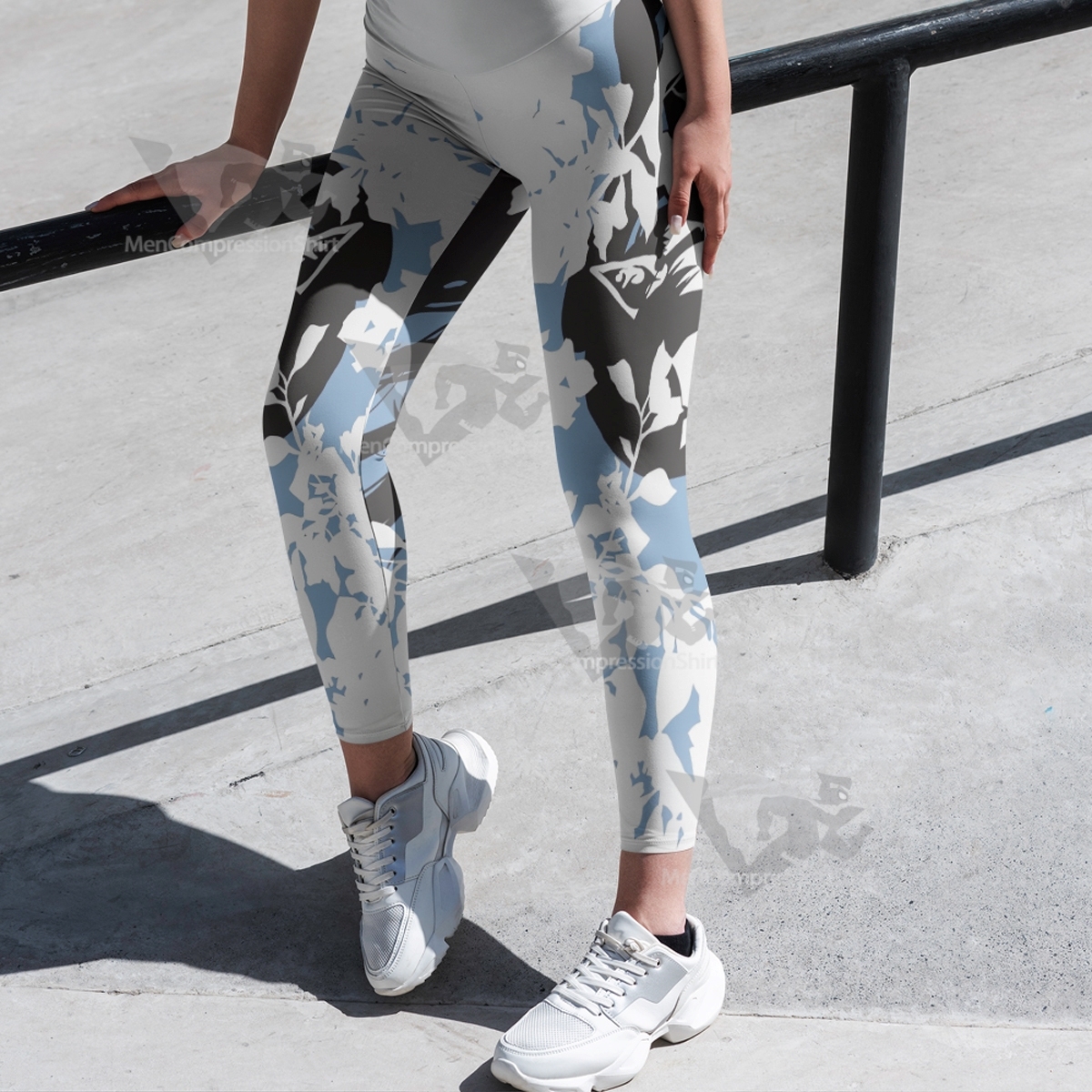 Frieren At The Funeral Silhouette In Shade Women Compression Legging-MensCompressionShirt