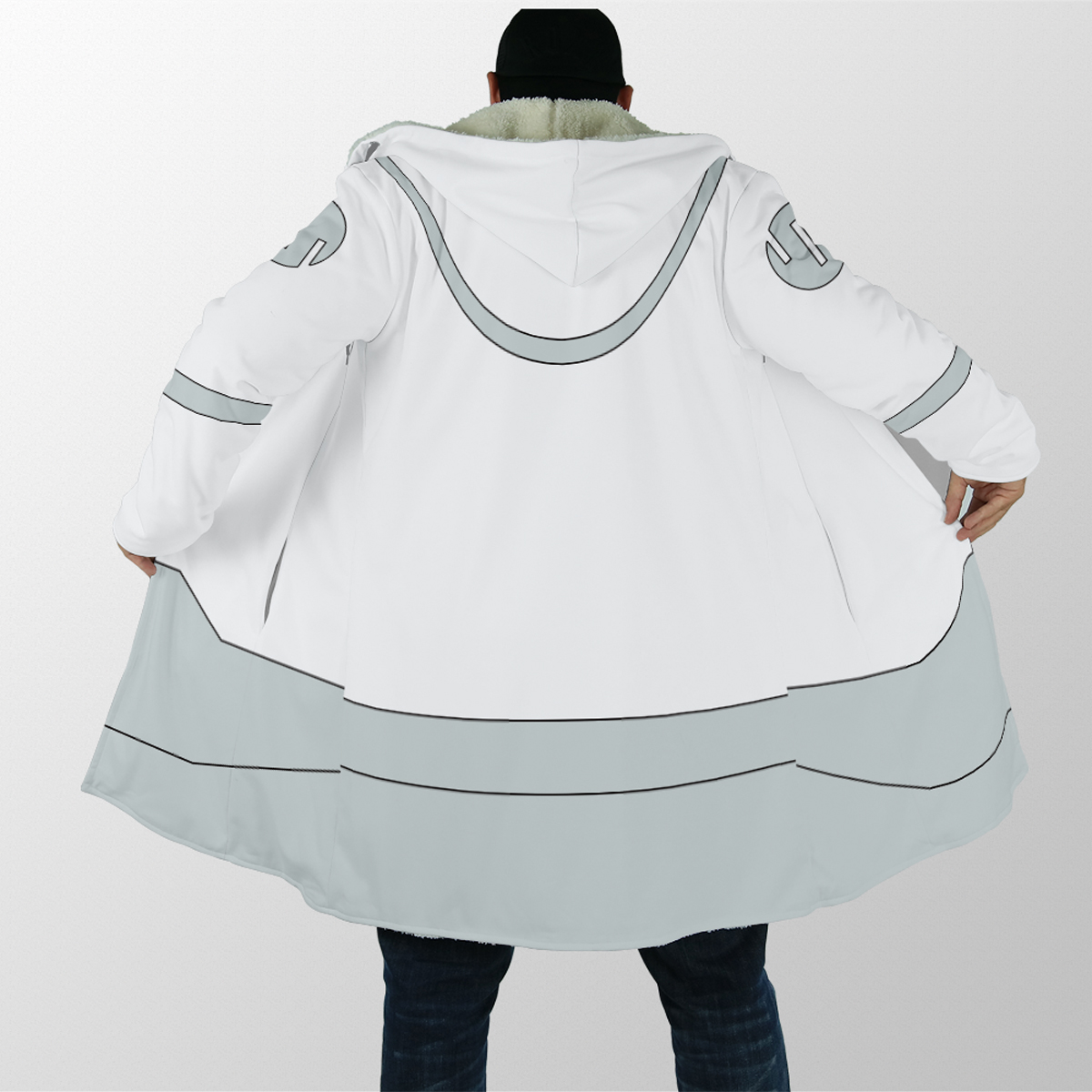 Invincible Mark Viltrumite White Dream Cloak