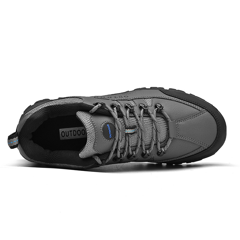Outdoor mountaineering shoes