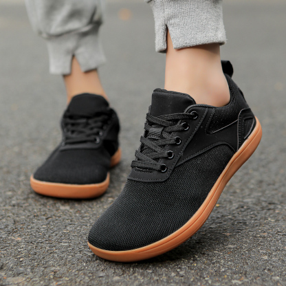 New wide last casual sports shoes for men and women