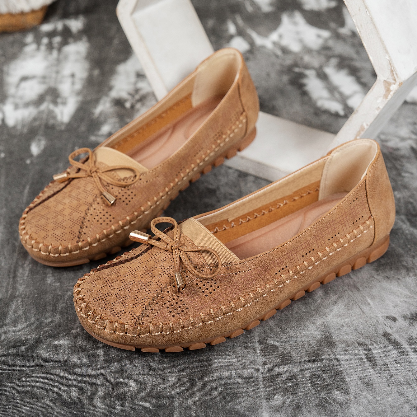 🔥Best Seller-Last Day Sale 60% OFF🔥 Orthopedic leather shoes, Lightweight, Anti-Slip, Breathable for Women